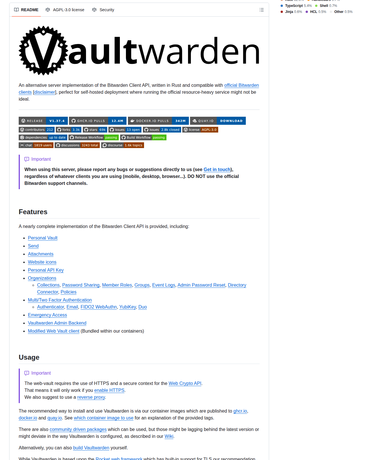 Vaultwarden README 開頭（專案標誌、Bitwarden 用戶端 API 相容說明與功能清單）